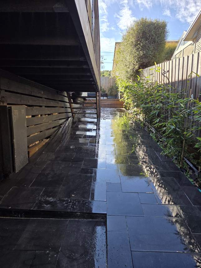 Integration of slate paving, Merbau deck and feature wall cladding at Jan Juc — My Home My Garden