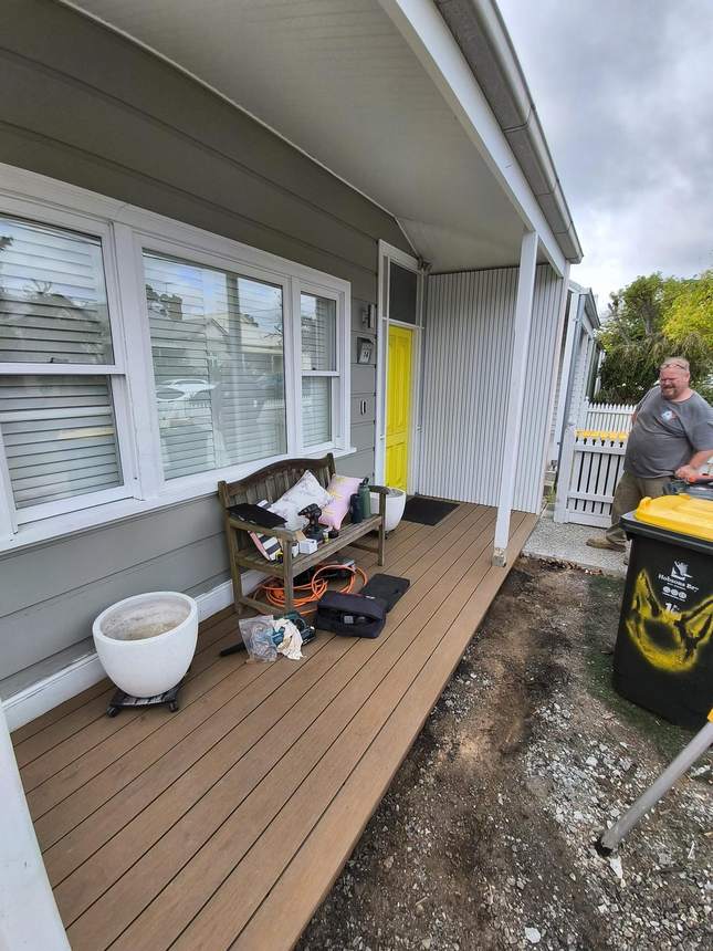 Finished detail — deck, screens and pergola working together — Newport