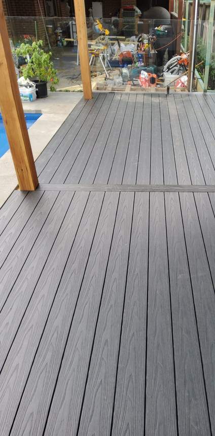 Deck — Pakenham